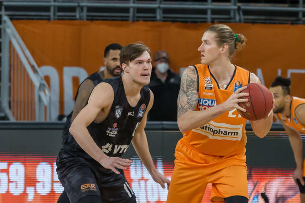 实力和超凡 实力和超凡