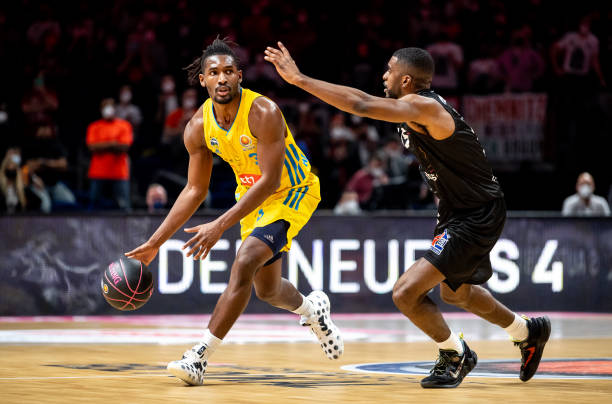 身高充足 身高充足